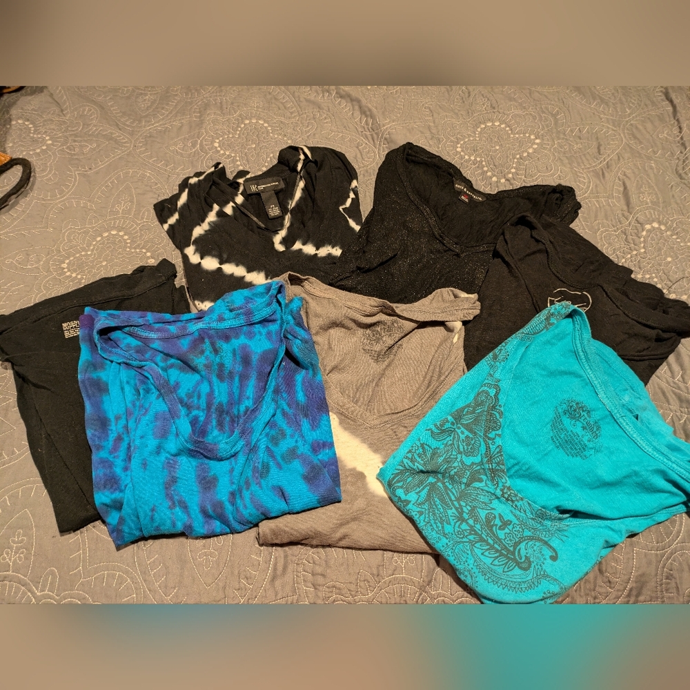 Lot of 7 Tee Shirts